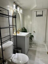 7501 Elmore Ln in Bethesda, MD - Building Photo