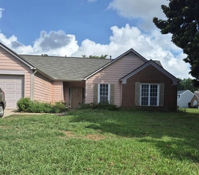 property at 2710 Woodside Dr