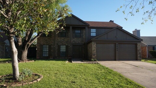 property at 2609 Hamilton Dr