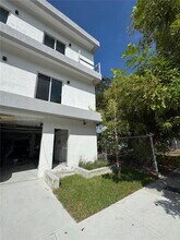 147 NW 59th St in Miami, FL - Building Photo - Building Photo