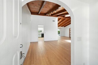 8461 Valley Circle Blvd in Los Angeles, CA - Building Photo - Building Photo