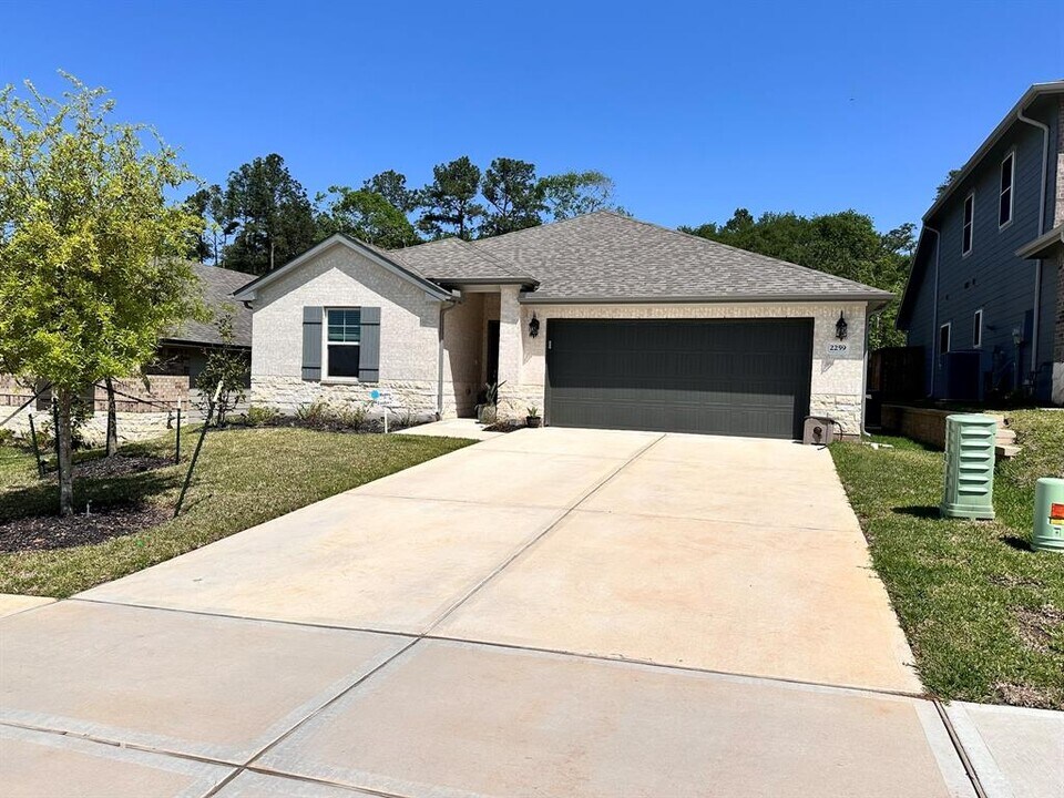 2259 O Conner Rnch Wy in Conroe, TX - Building Photo