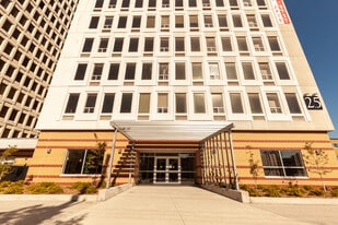 Rivervale Apartments in Ottawa, ON - Building Photo