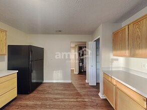 716 Greene Ct in Avon, IN - Building Photo - Building Photo