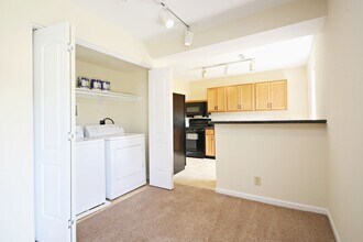 1223 Villa Ln in Charlottesville, VA - Building Photo - Building Photo