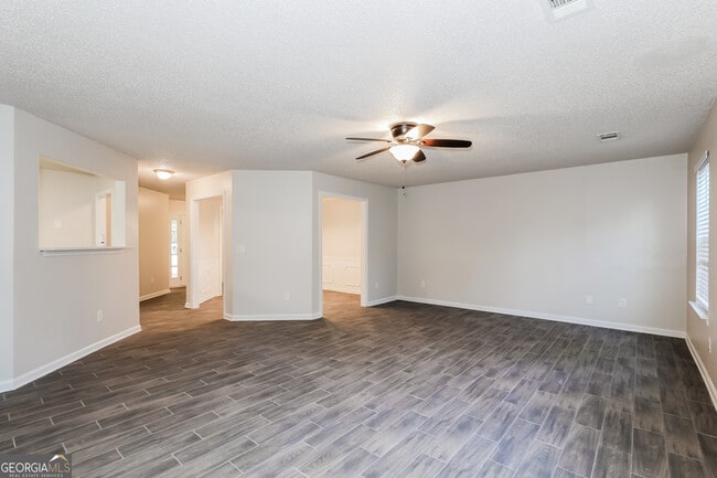 1924 Simmons Ln in Hampton, GA - Building Photo - Building Photo