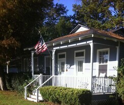 203 N Kirkland Dr in Brusly, LA - Building Photo