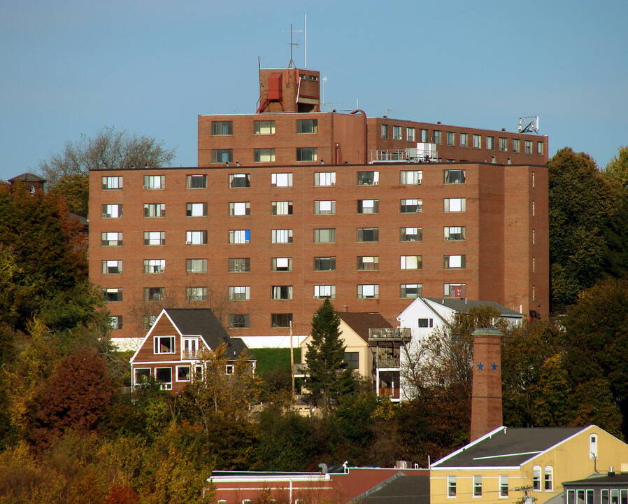 Harbor Terrace in Portland, ME - Foto de edificio