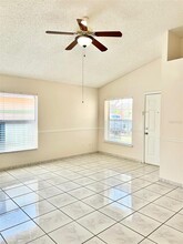 9909 Red Clover Ave in Orlando, FL - Building Photo - Building Photo