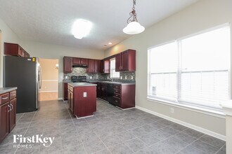 5448 Daniel Ray Dr in Nashville, TN - Building Photo - Building Photo