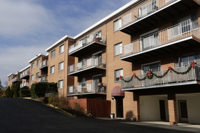 Morene Apartments