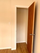 207 N 1st St, Unit A in Lehighton, PA - Building Photo - Building Photo