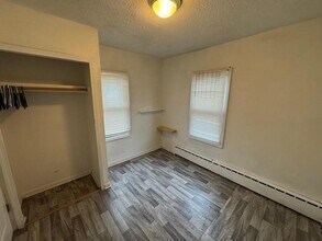 8693 Paige Ave in Warren, MI - Building Photo - Building Photo