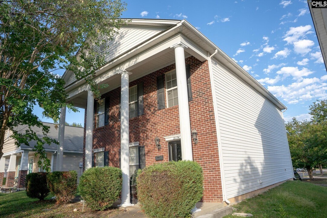 2174 Walker Solomon Way in Columbia, SC - Foto de edificio