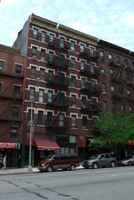 857 Ninth Ave in New York, NY - Building Photo - Building Photo