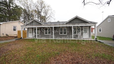 2130 Sovereign St in Durham, NC - Building Photo - Building Photo