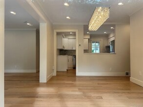 36 Dunes Ln in Port Washington, NY - Building Photo - Building Photo