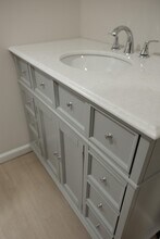 204 Tucker Ave, Unit 1 in East Syracuse, NY - Building Photo - Building Photo