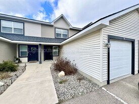 303 Baldwin St in Jenison, MI - Building Photo