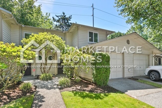 15917 NE 40th Way in Redmond, WA - Building Photo - Building Photo