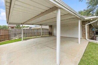 7344 Kirkham Dr in Dallas, TX - Building Photo - Building Photo