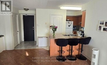 50 Disera Dr in Vaughan, ON - Building Photo - Building Photo