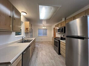 98 Sunrise Mountain Rd in Cazadero, CA - Building Photo - Building Photo