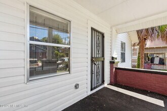 421 W 18th St in Jacksonville, FL - Building Photo - Building Photo