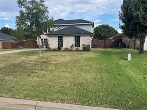 6911 Justin Ln in Greenville, TX - Building Photo - Building Photo