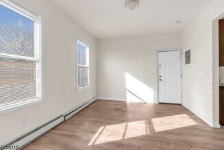 3 May St, Unit 3R in Irvington, NJ - Building Photo - Building Photo