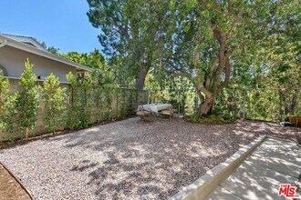 4409 Portico Pl, Unit A in Los Angeles, CA - Foto de edificio - Building Photo