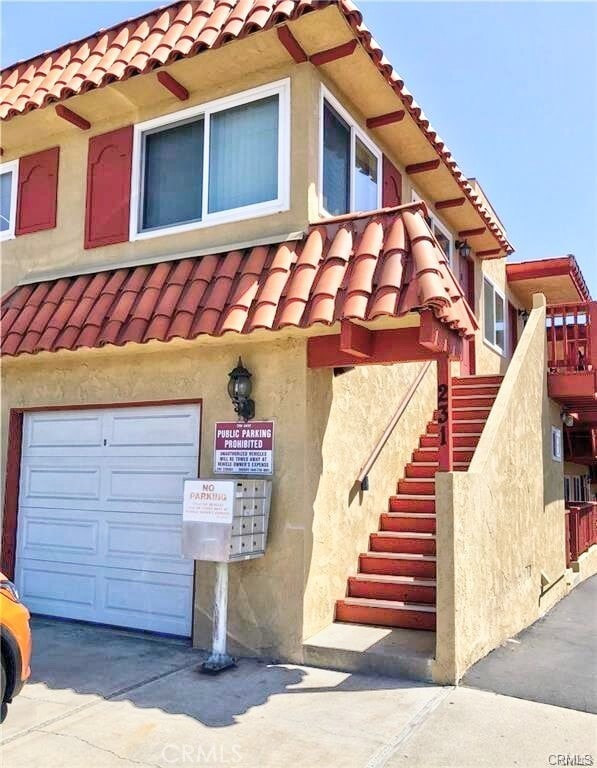 231 Avenida Monterey