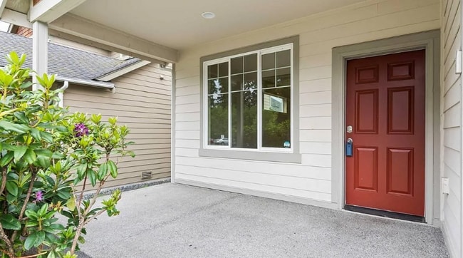 17620 74th Ave Ct E in Puyallup, WA - Foto de edificio - Building Photo