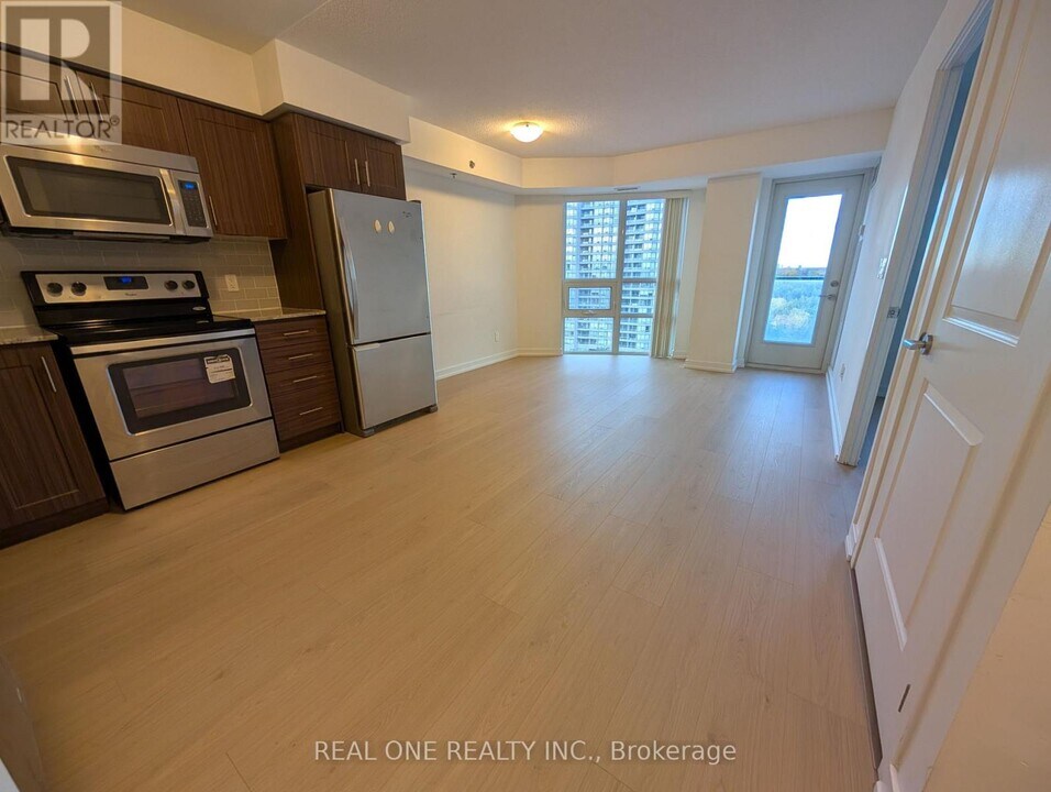 185-215 Bonis Ave in Toronto, ON - Building Photo