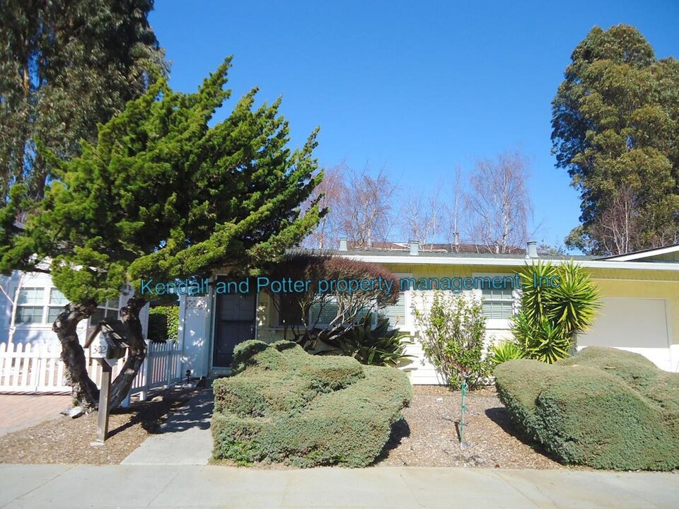 302 Oregon/303 Laguna-Unit -302 Oregon in Santa Cruz, CA - Foto de edificio