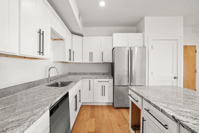 property at 38 Fleet St