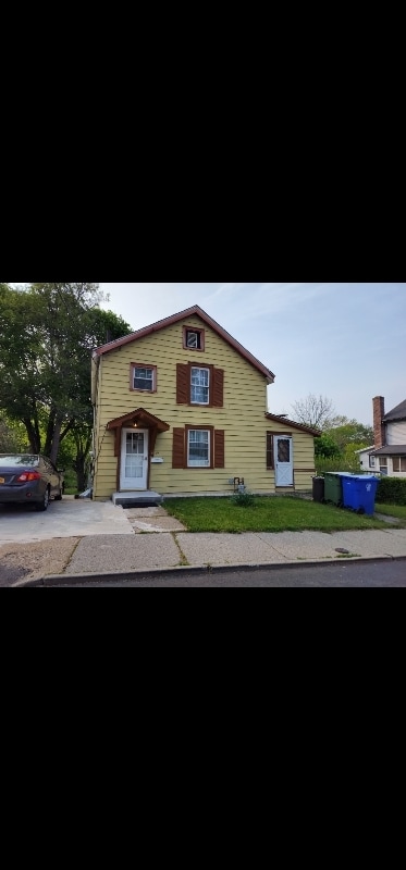 property at 19 Bonnell Pl