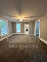 445 N 25th St in Lincoln, NE - Building Photo - Building Photo