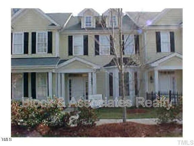 property at 6922 Ray Rd