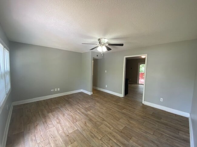 534 Caskey Dr in Clarksville, TN - Building Photo - Building Photo
