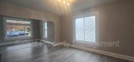 1112 Lake Ave in Fort Wayne, IN - Building Photo - Building Photo