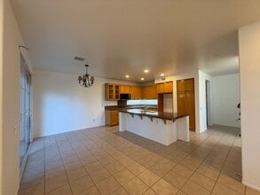 1791 Locust St in Simi Valley, CA - Building Photo - Building Photo