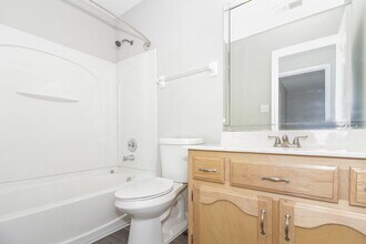 8471 Cross Point Dr in Olive Branch, MS - Building Photo - Building Photo