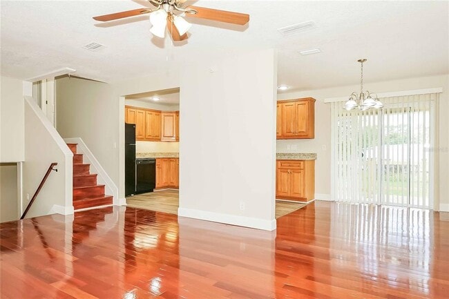 38 Woodlake Dr in Port Orange, FL - Foto de edificio - Building Photo