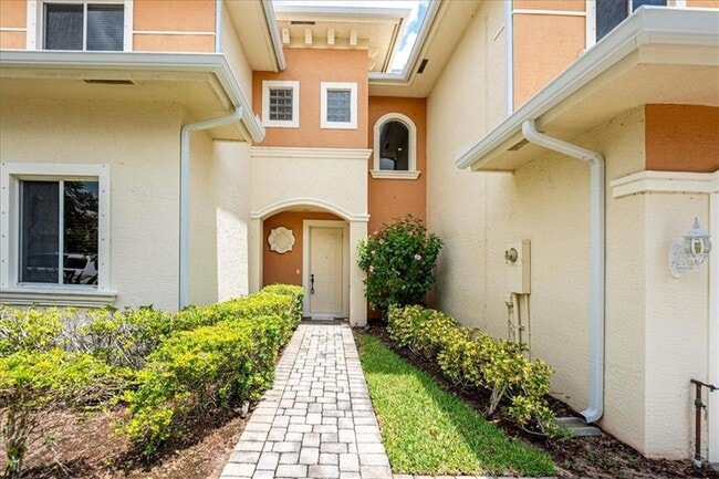 2597 Stockbridge Square SW in Vero Beach, FL - Building Photo - Building Photo