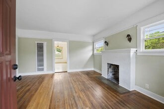 751 W 7th Ave in Escondido, CA - Building Photo - Building Photo