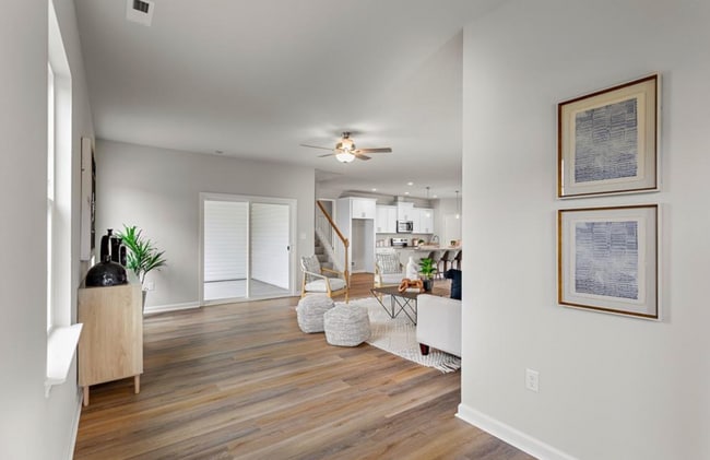 1001 Hillpoint Rd in Suffolk, VA - Building Photo - Building Photo