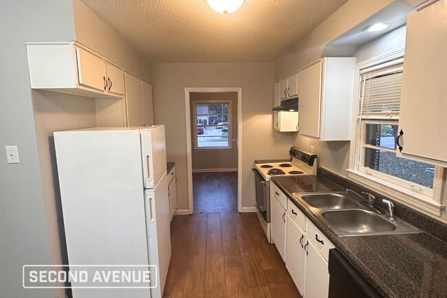 1423 Whitney Ave in Memphis, TN - Building Photo - Building Photo