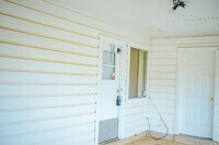 118 Jordan St photo'