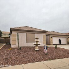 14230 N 152nd Ln in Surprise, AZ - Foto de edificio - Building Photo